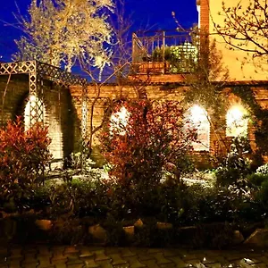 artists-residence-in-tbilisi.alltbilisihotels.com/